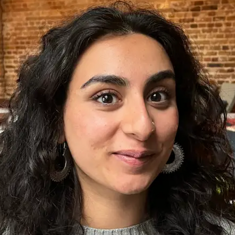 Dr Nadia