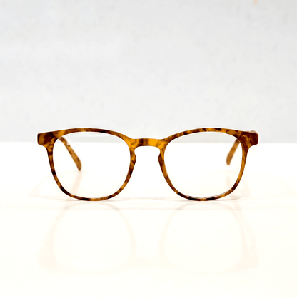 NUYU Afterlight blue light blocking glasses UK in tortoiseshell frame on white background